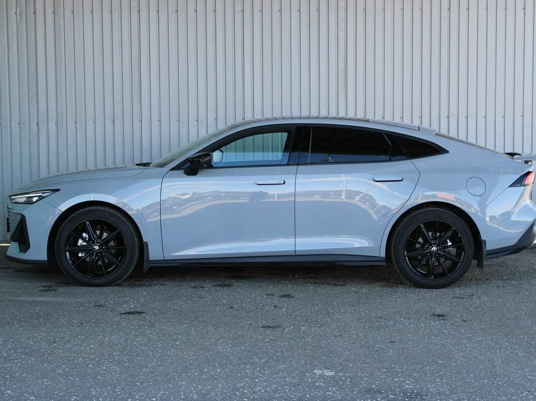 Changan UNI-V, 2023 - 4 120 км. | Фото №8