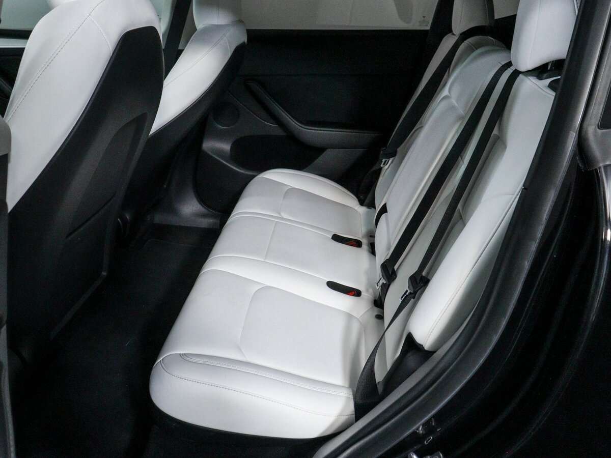 Tesla Model Y Long Range, 2022 Фото №10