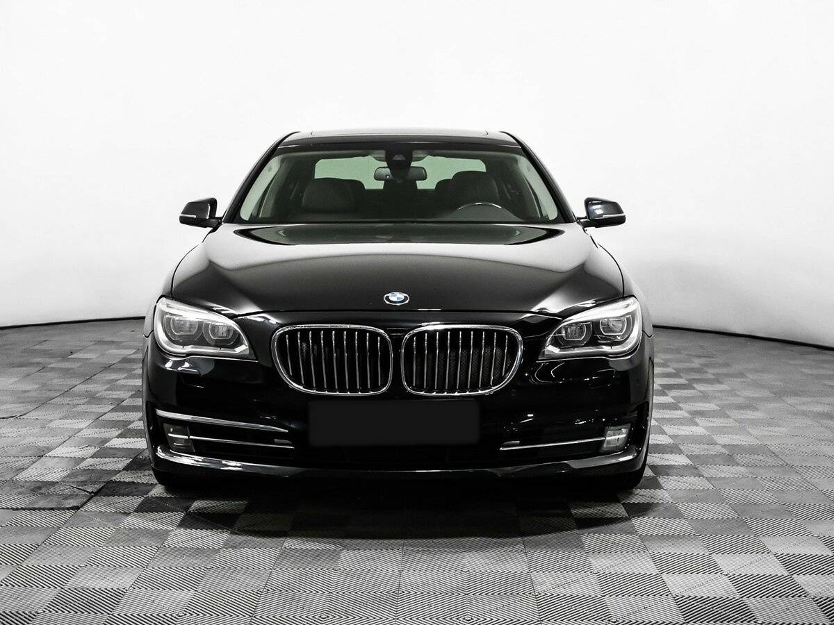 BMW 7 серии Long 740Li xDrive, 2012 - 179 245 км. | Фото №2