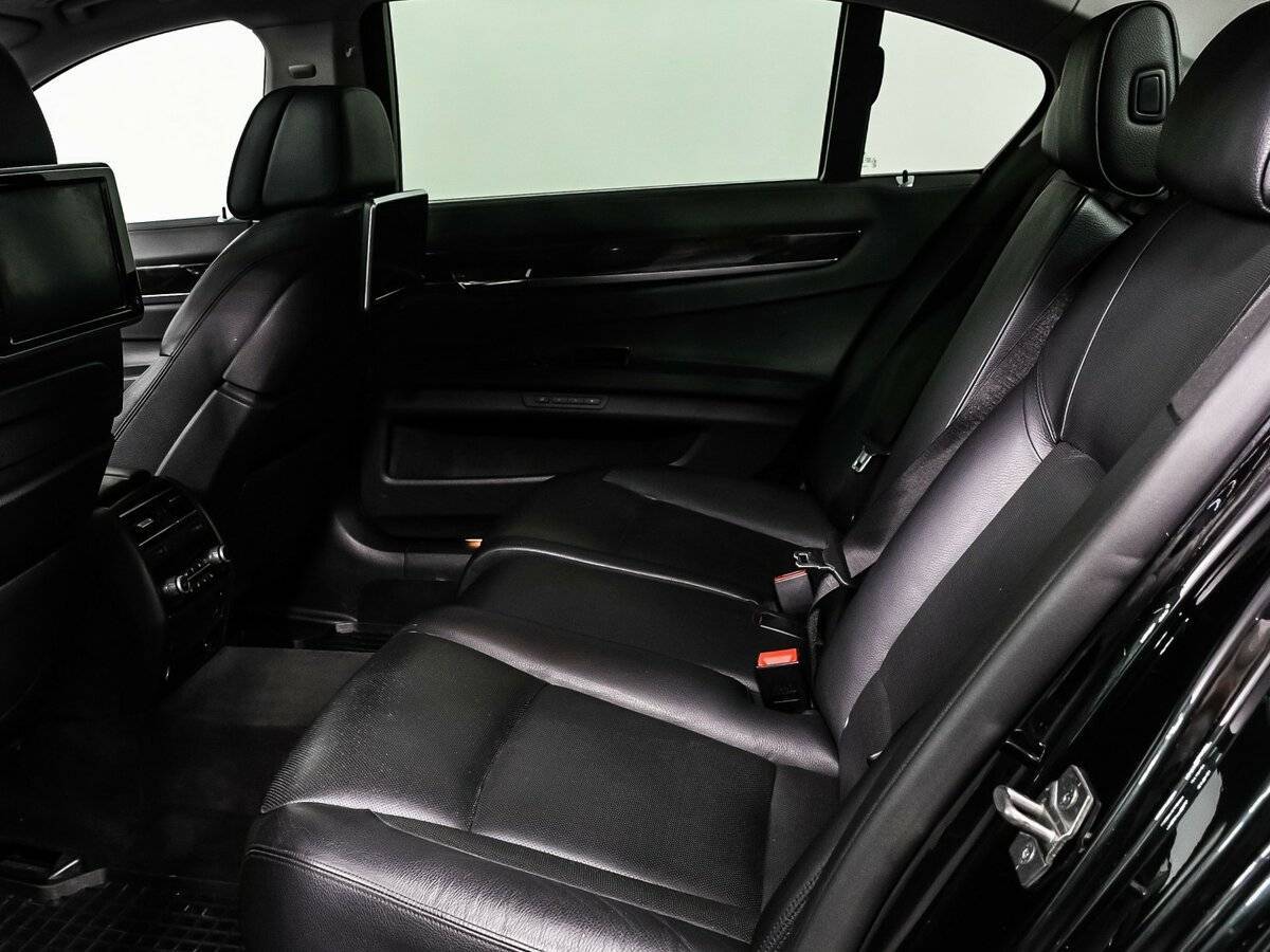 BMW 7 серии Long 740Li xDrive, 2012 Фото №10