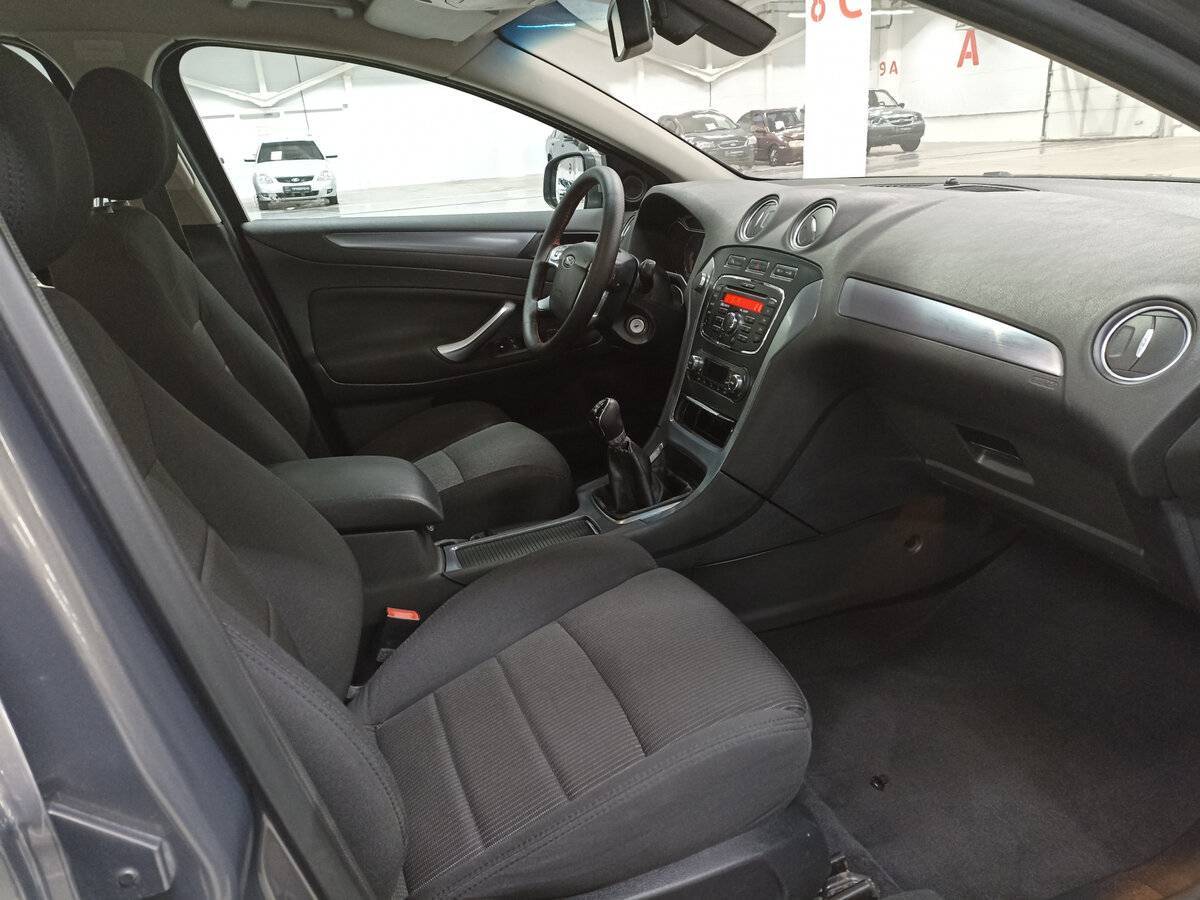 Ford Mondeo, 2011 Фото №11