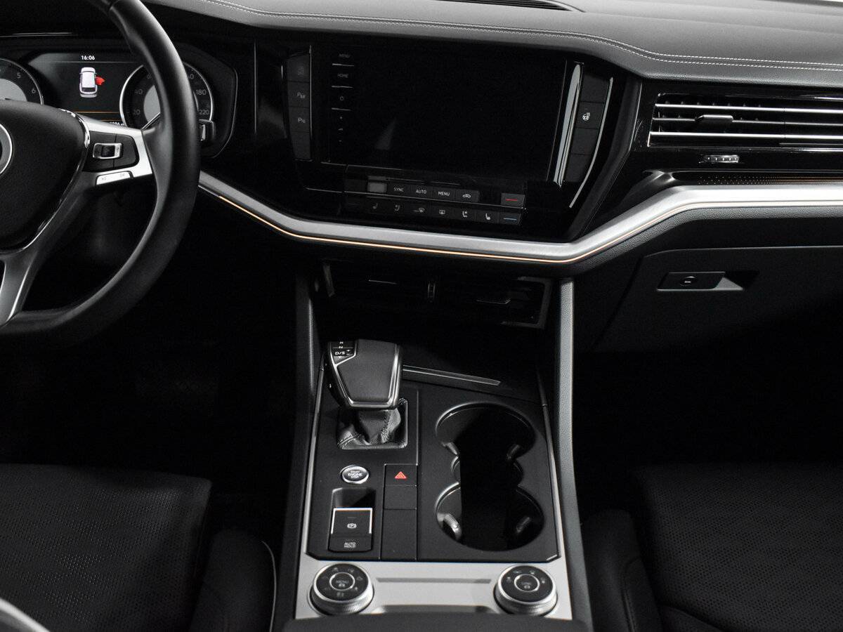 Volkswagen Touareg, 2019 Фото №14