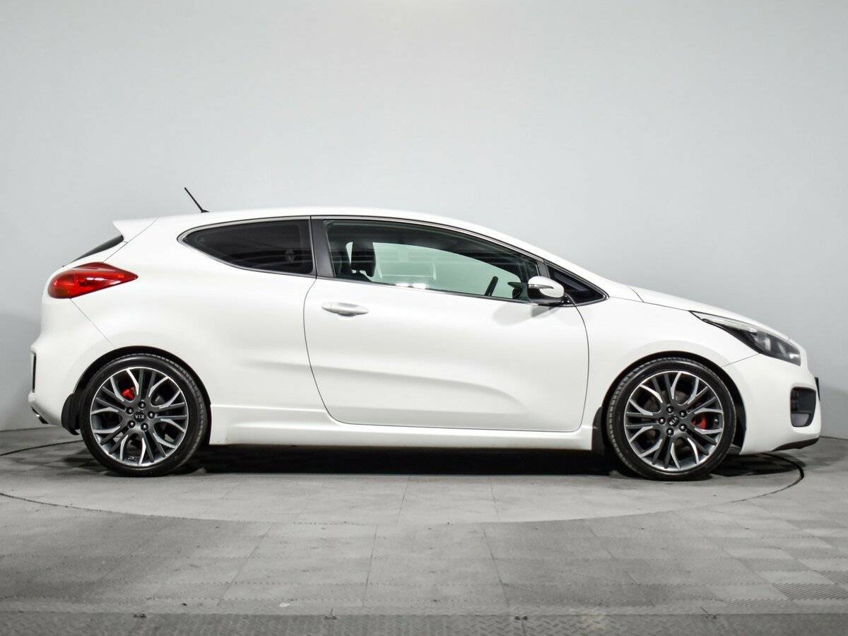 Kia Ceed GT, 2015 Фото №5