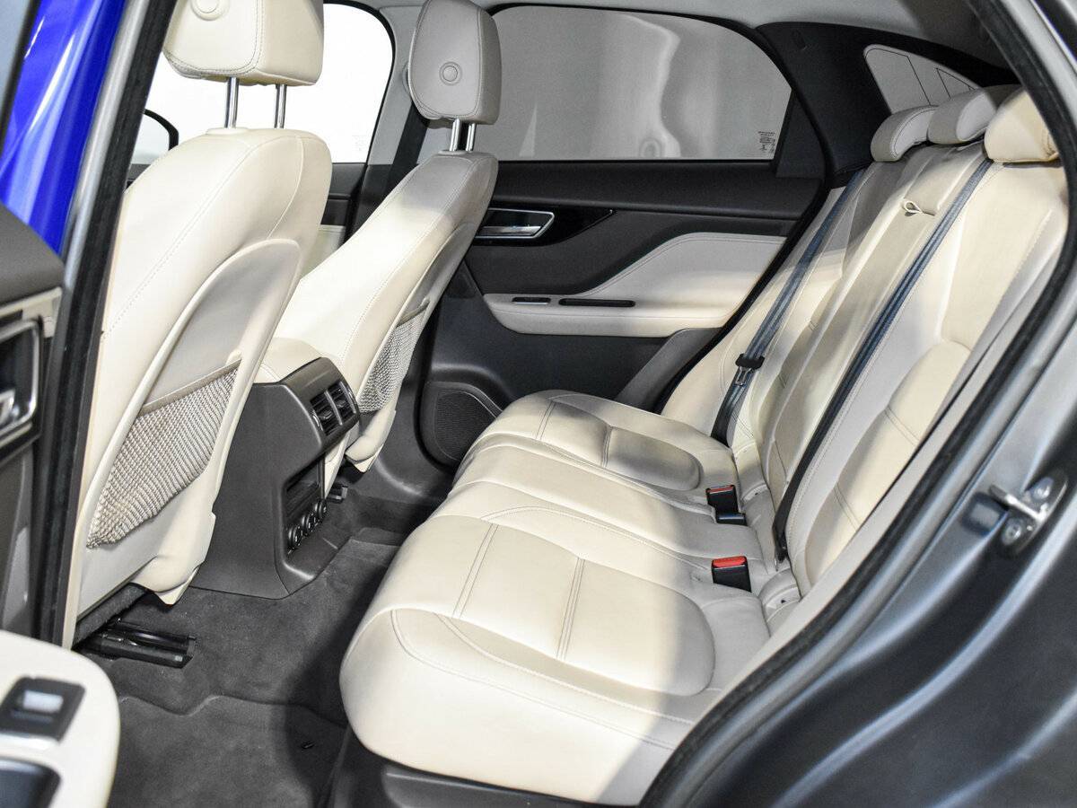 Jaguar F-Pace, 2018 Фото №9