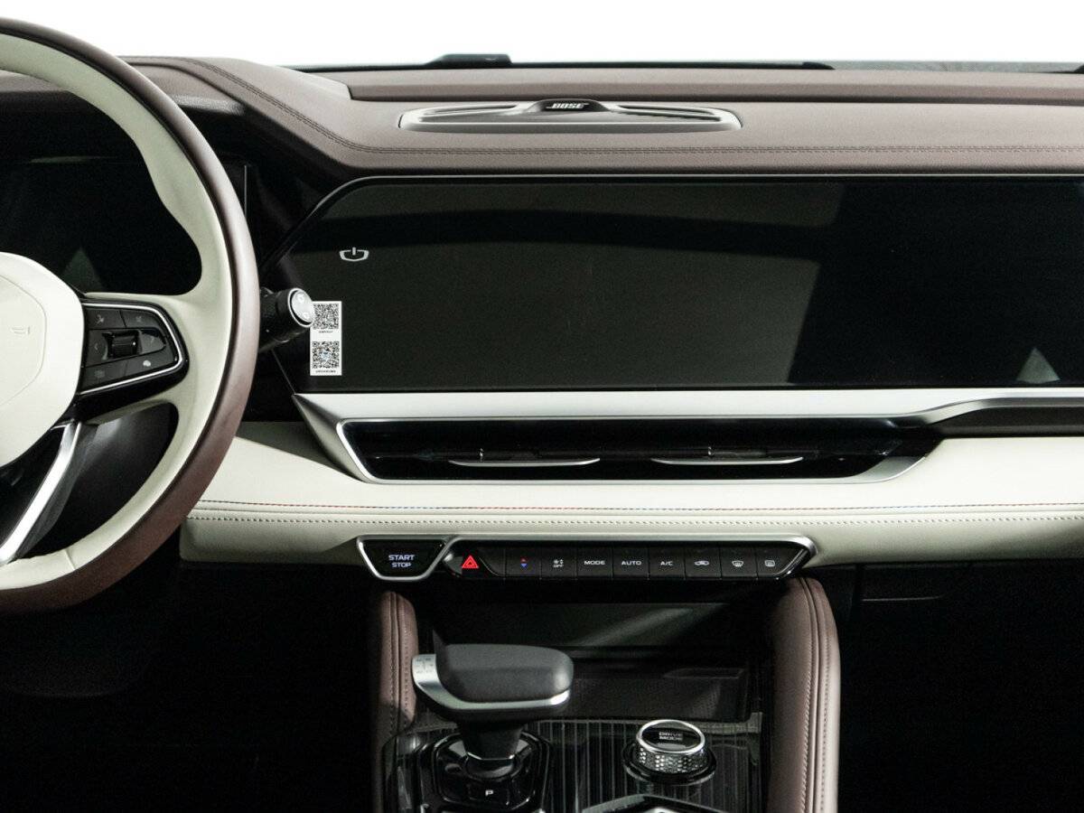 Geely Monjaro, 2023 Фото №14