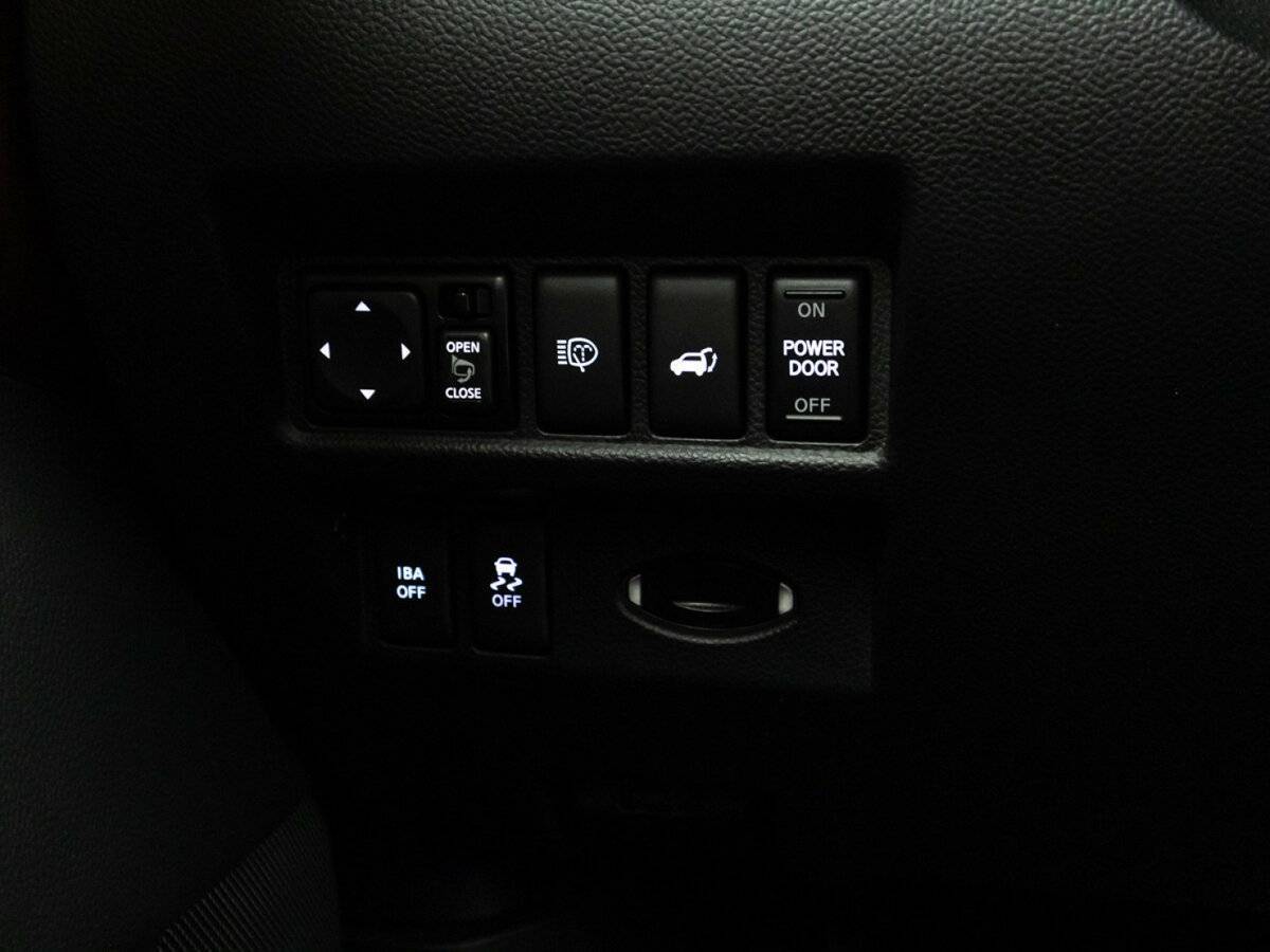 Infiniti QX70, 2016 Фото №26