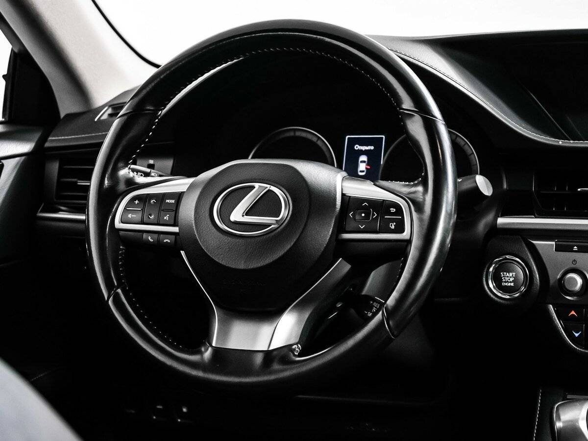 Lexus ES 200, 2016 Фото №12