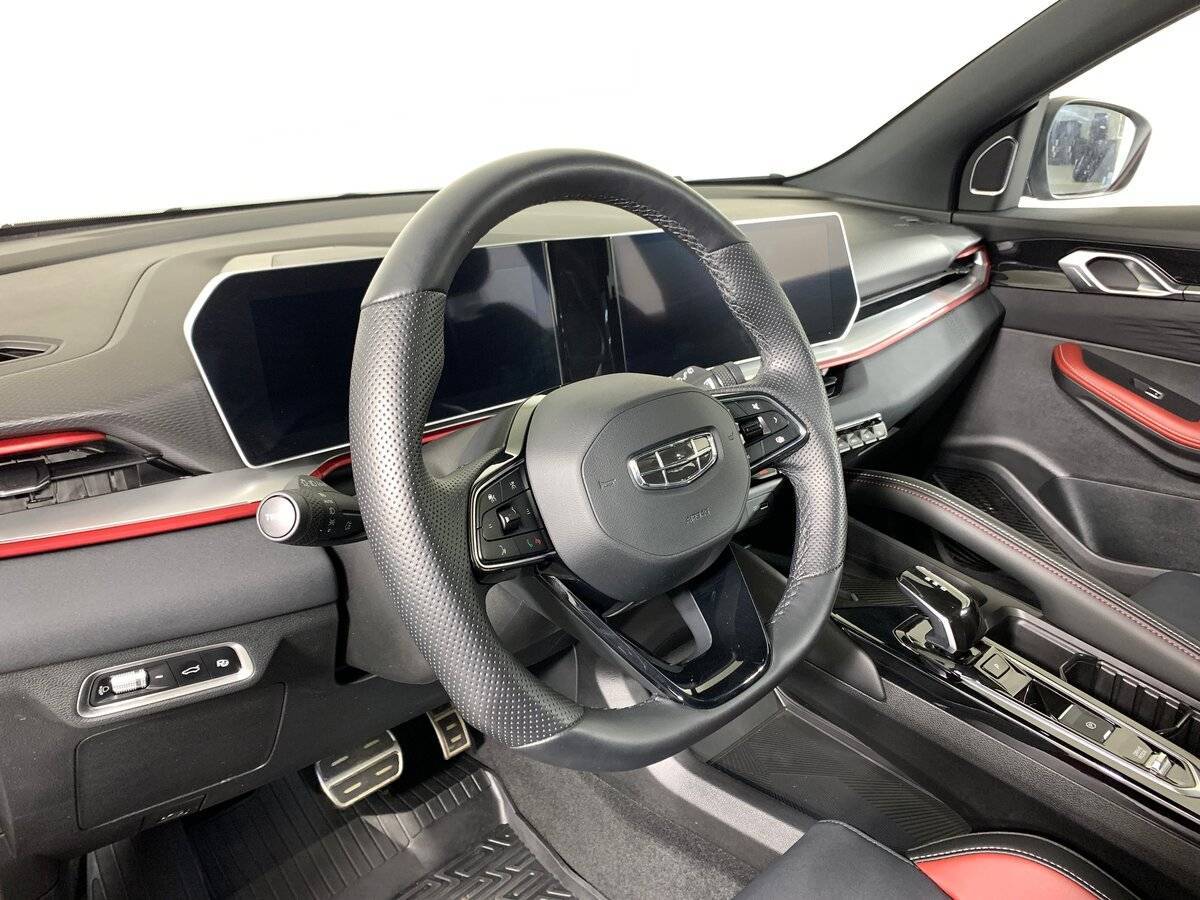 Geely Coolray, 2023 Фото №11