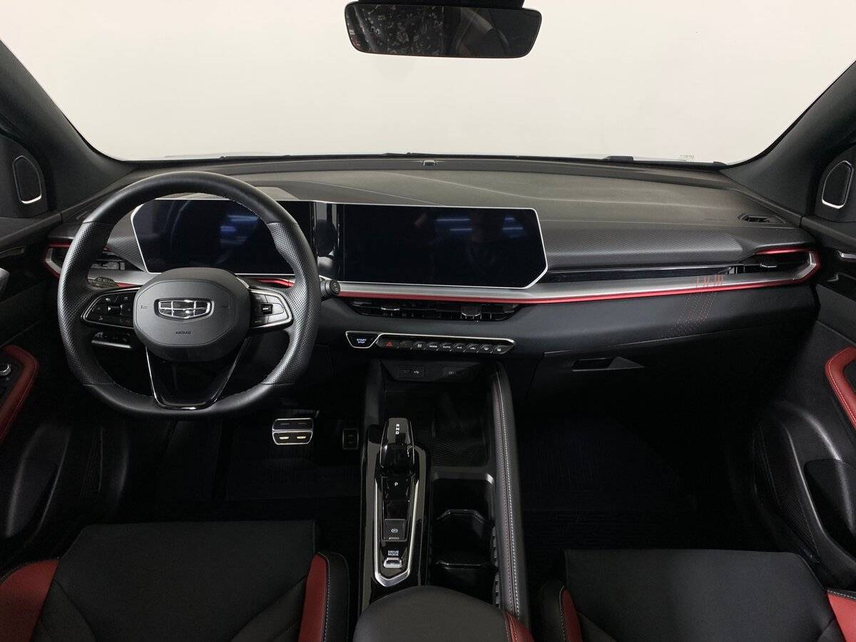 Geely Coolray, 2023 Фото №12