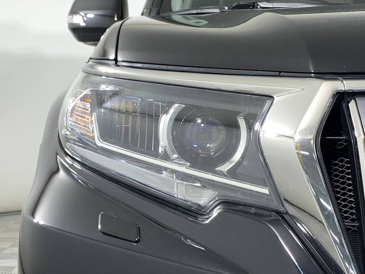 Toyota Land Cruiser Prado, 2018 Фото №10