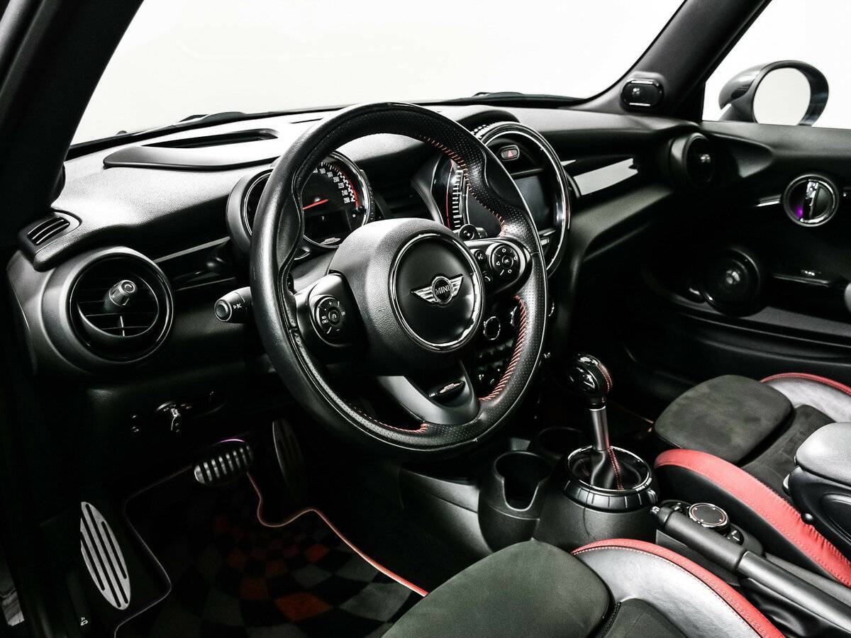 Mini Hatch JCW John Cooper Works, 2016 Фото №13