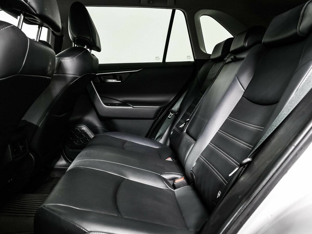 Toyota RAV4, 2021 Фото №12