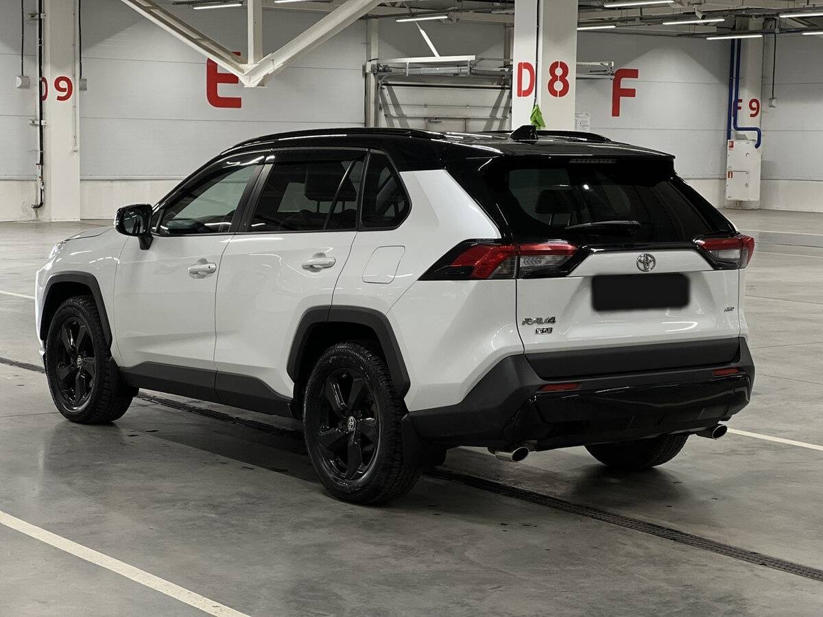 Toyota RAV4, 2021 - 88 680 км. | Фото №7
