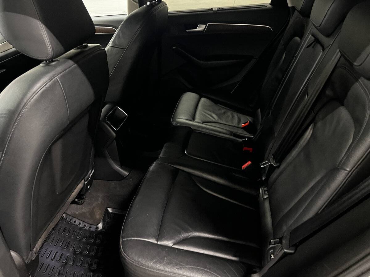 Audi Q5, 2010 Фото №12