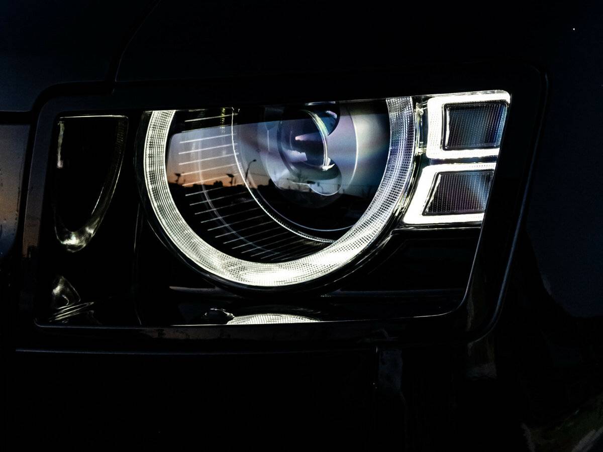 Land Rover Defender 110, 2021 - 60 783 км. | Фото №2