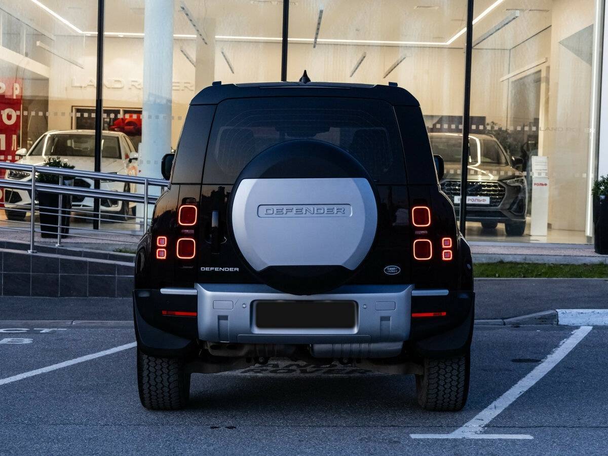 Land Rover Defender 110, 2021 - 60 783 км. | Фото №6