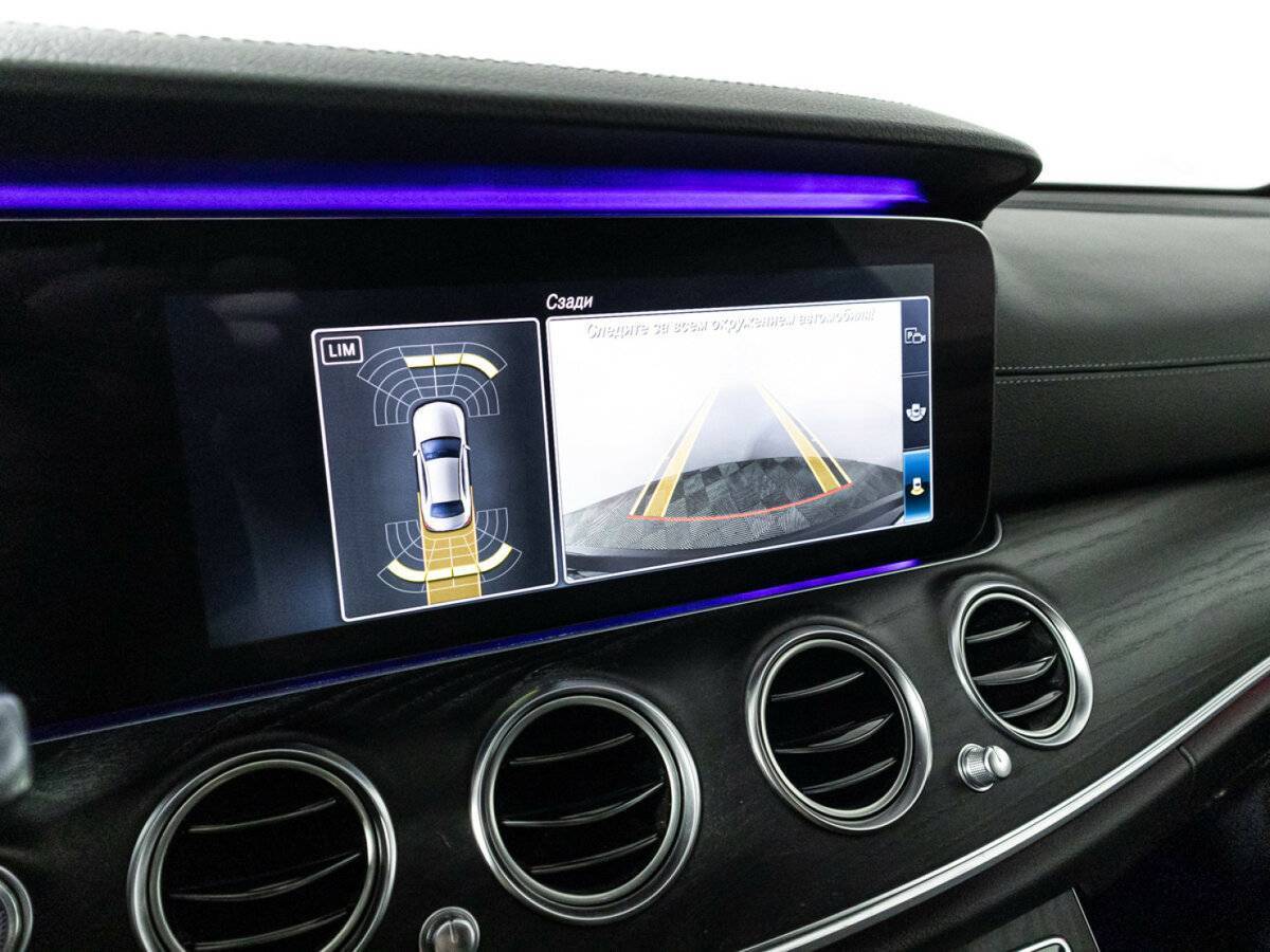 Mercedes-Benz E-Класс 200, 2020 Фото №17