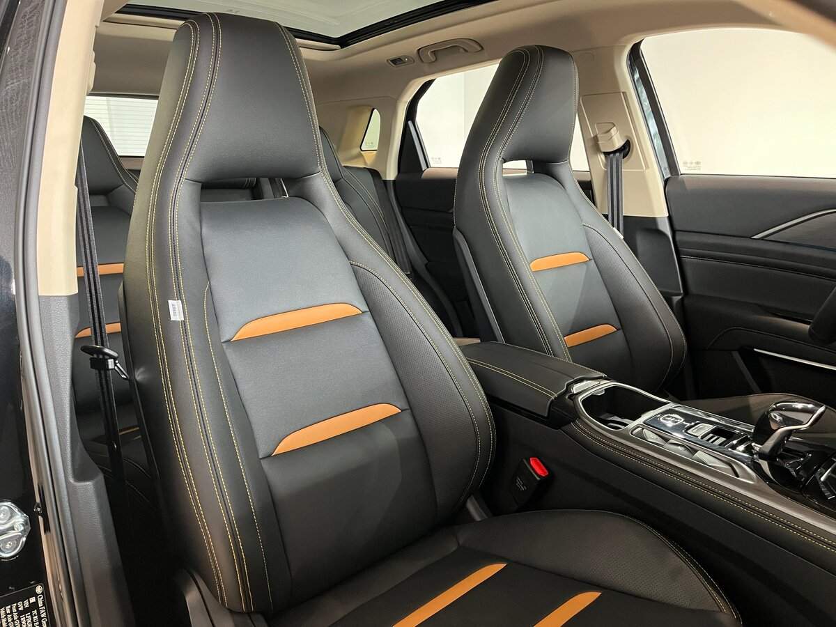 FAW Bestune T77, 2022 Фото №24