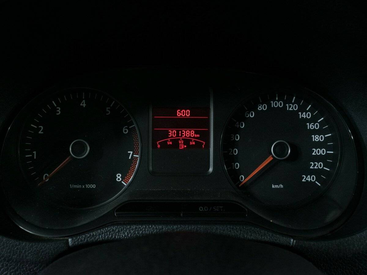 Volkswagen Polo, 2011 Фото №11