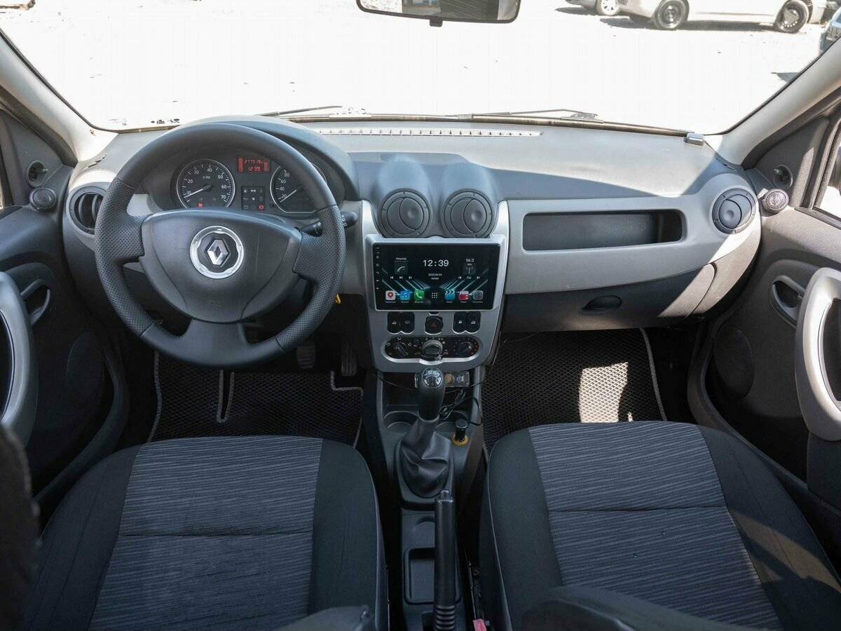 Renault Logan, 2010 Фото №14