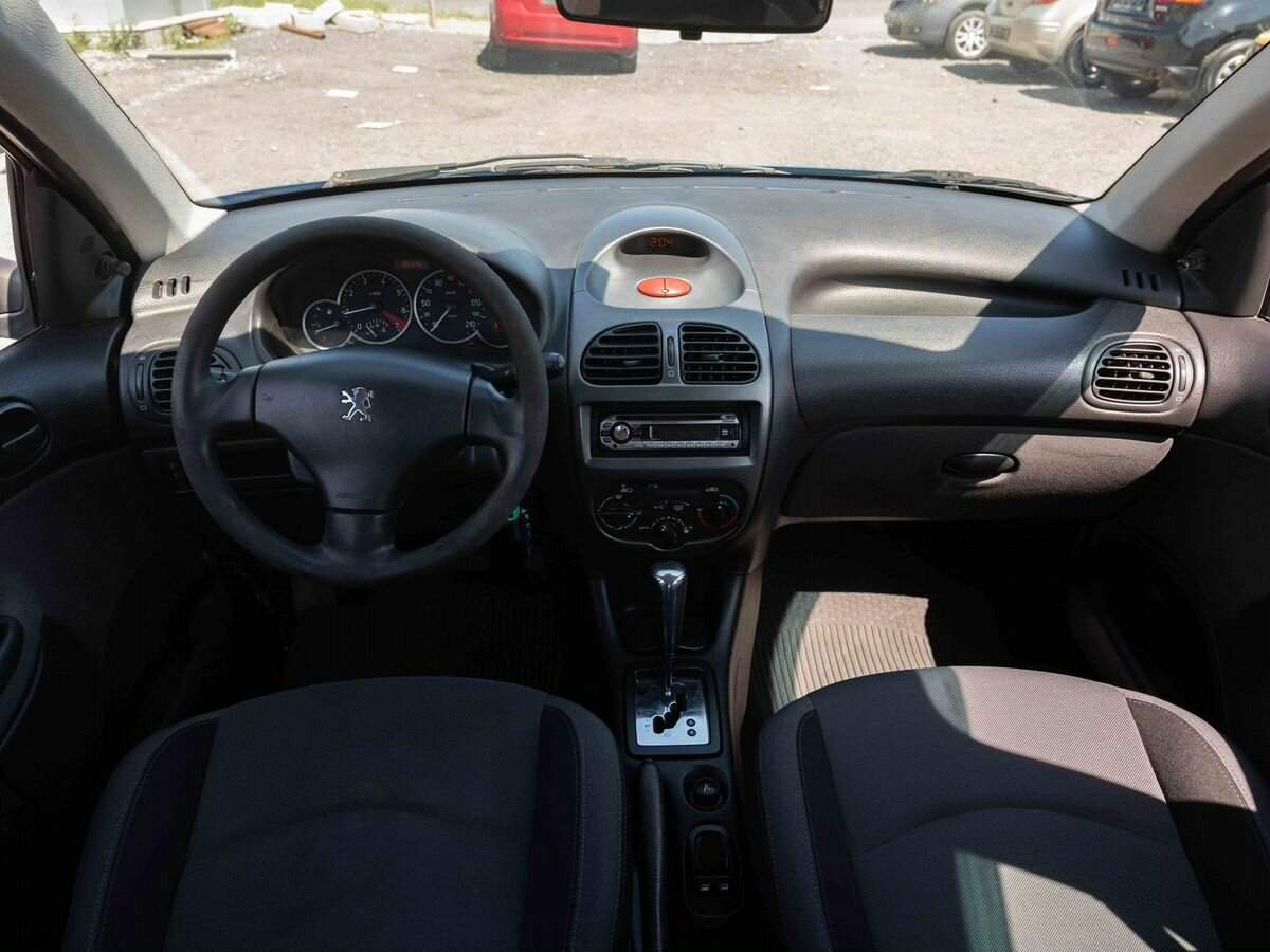 Peugeot 206, 2008 Фото №13