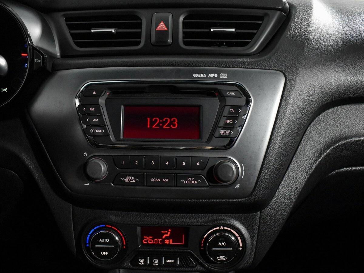 Kia Rio 5-speed, 2011 Фото №14