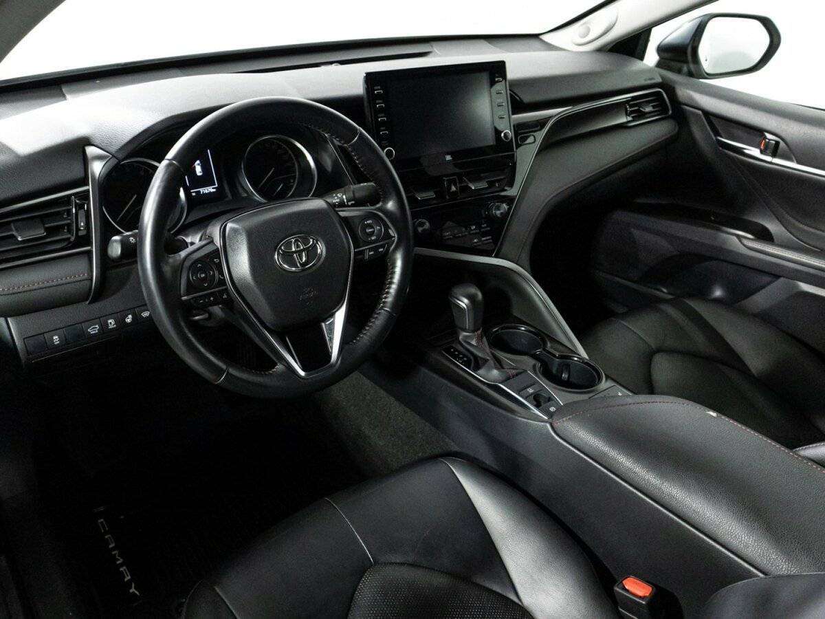 Toyota Camry, 2021 Фото №11