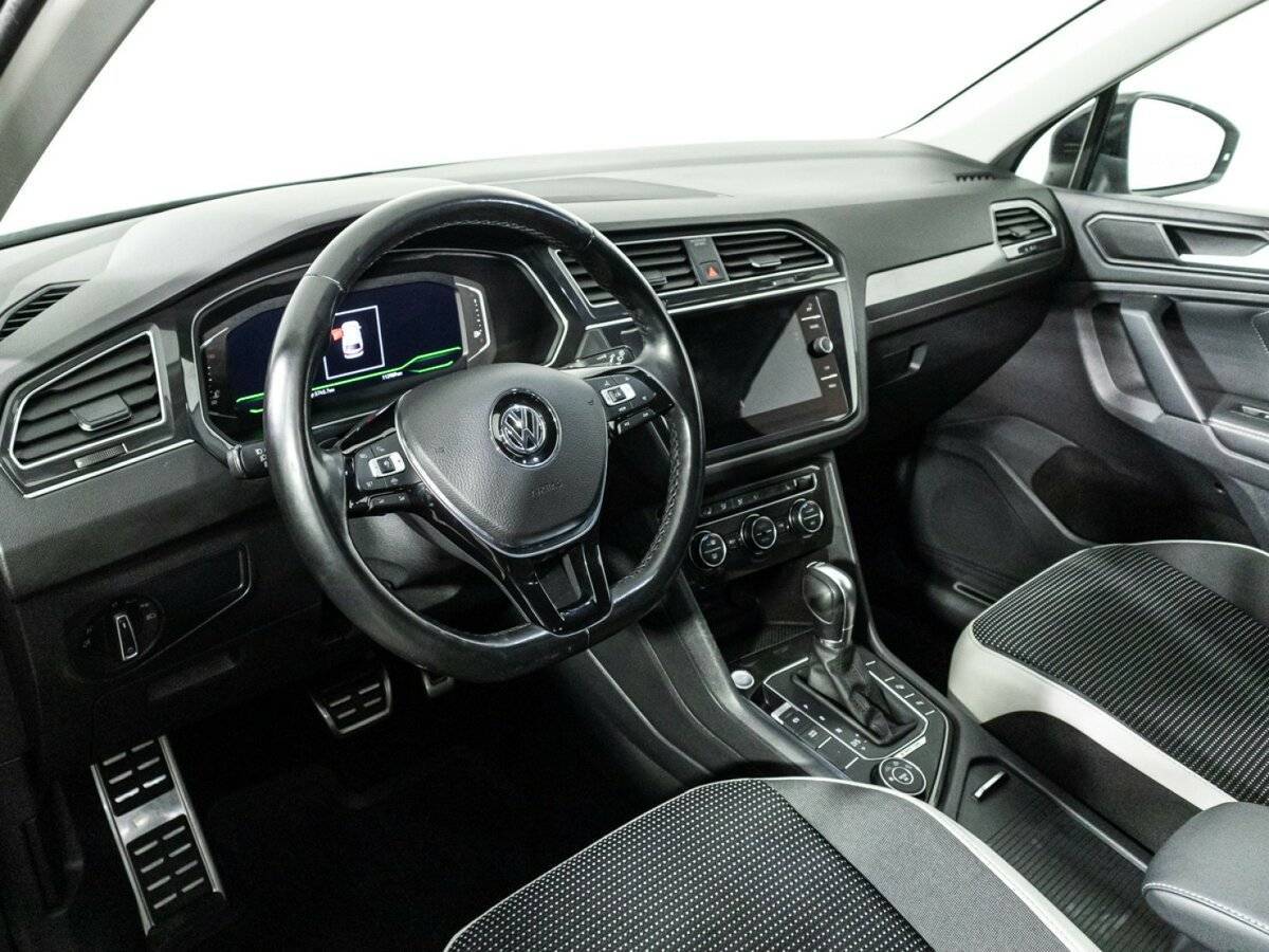 Volkswagen Tiguan, 2019 Фото №11