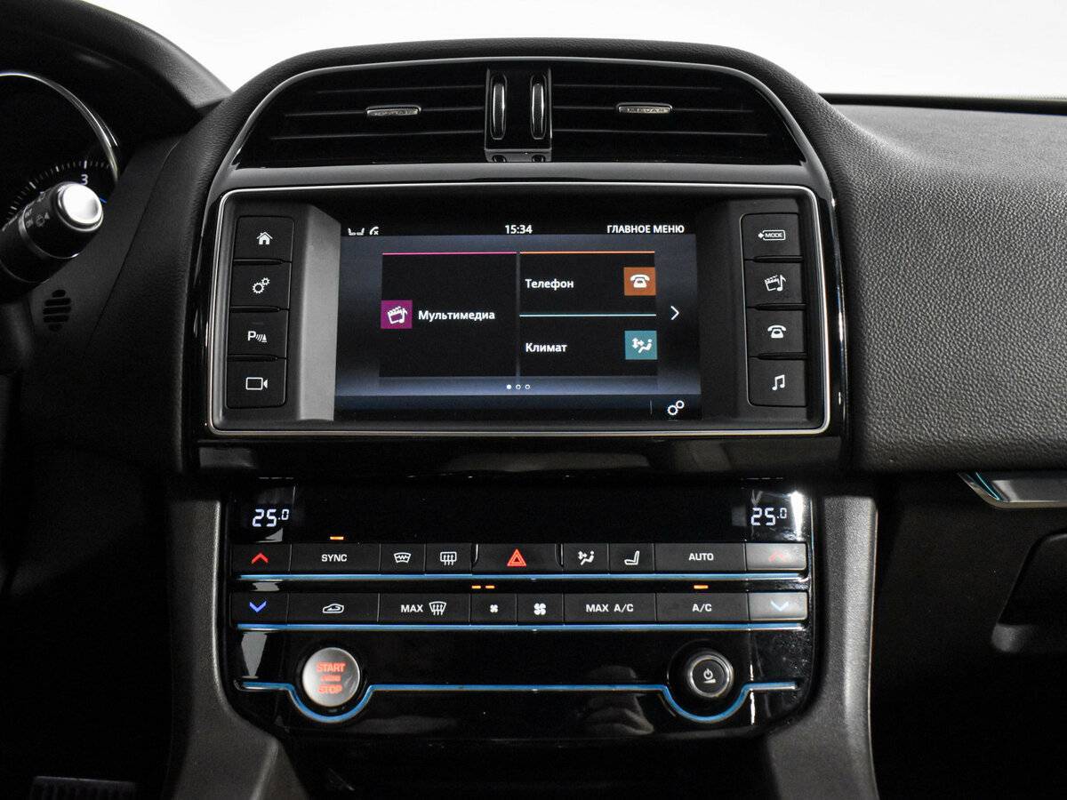 Jaguar F-Pace, 2018 Фото №13