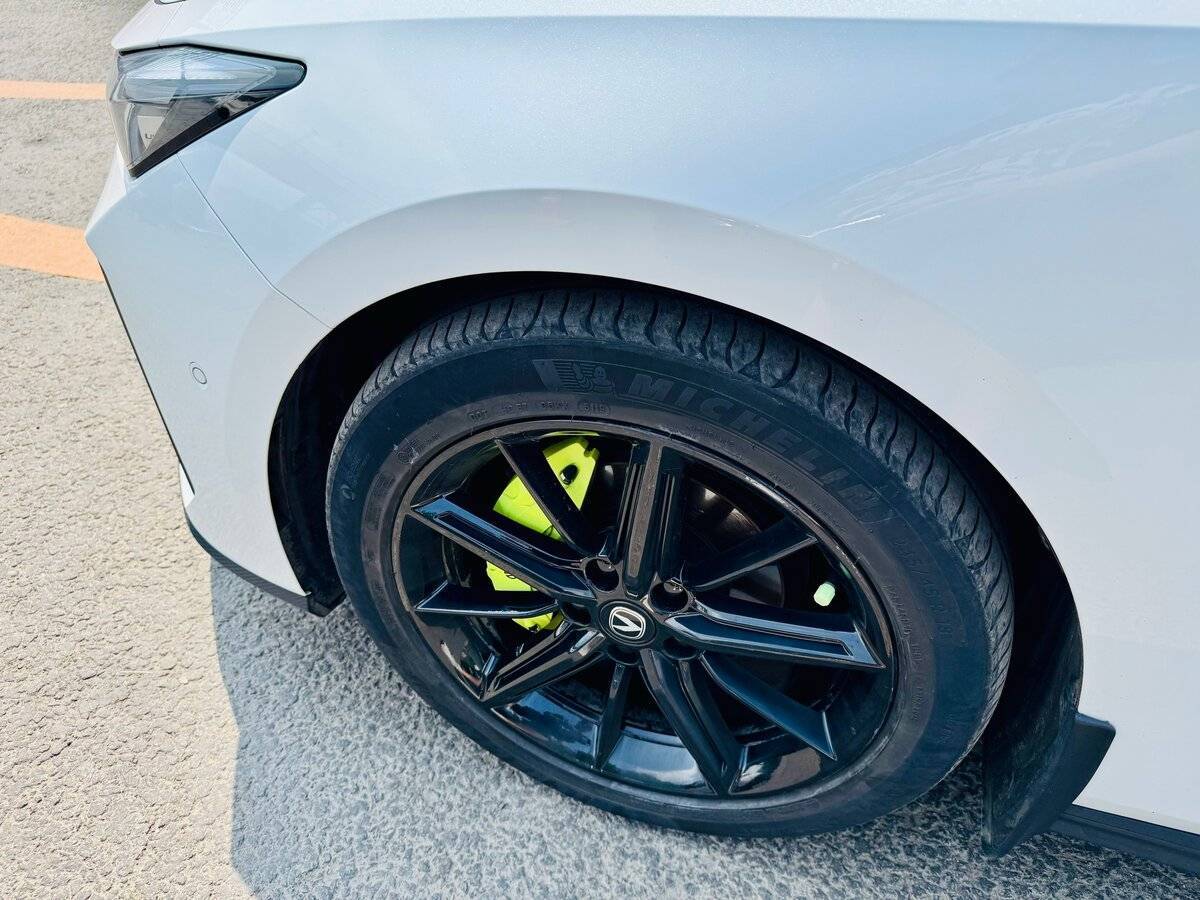 Changan UNI-V, 2023 Фото №10