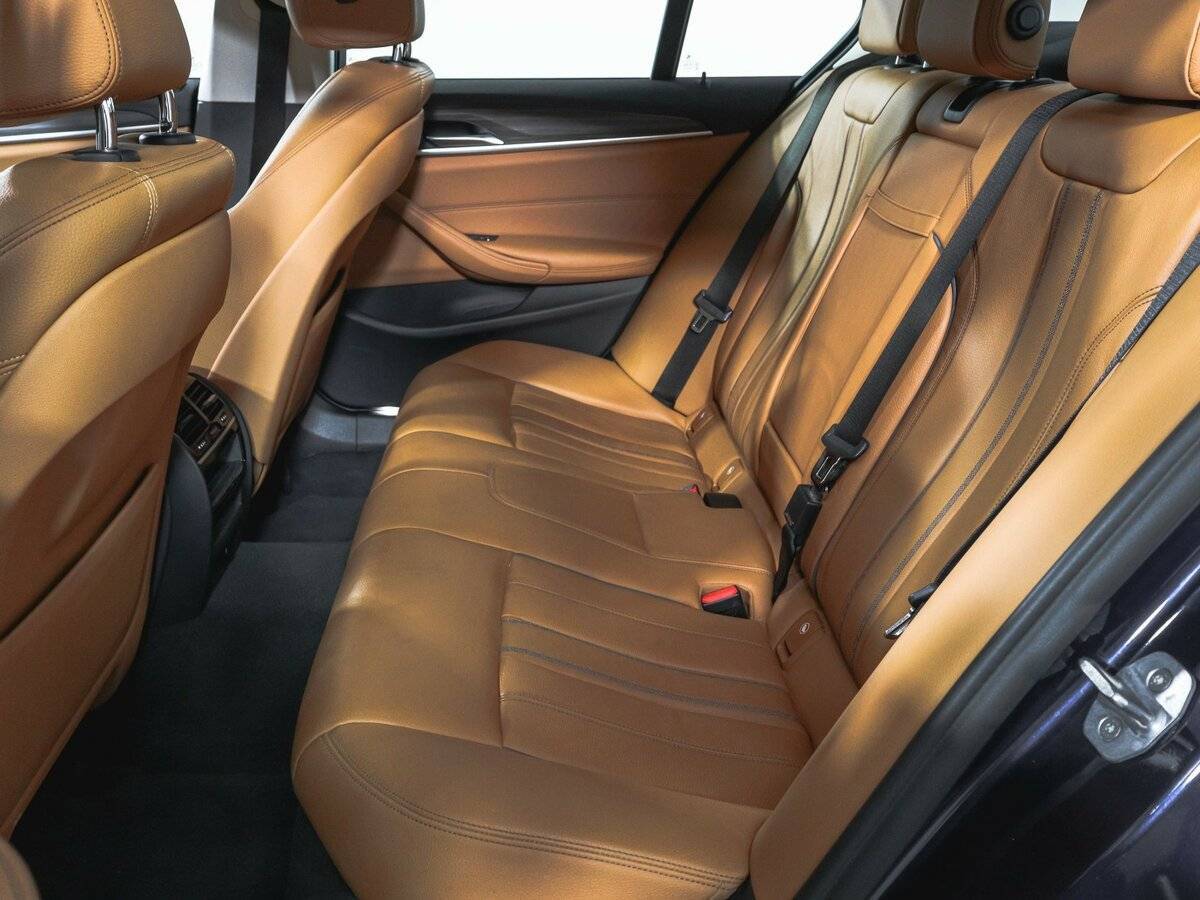 BMW 5 серии 520d xDrive, 2018 Фото №10