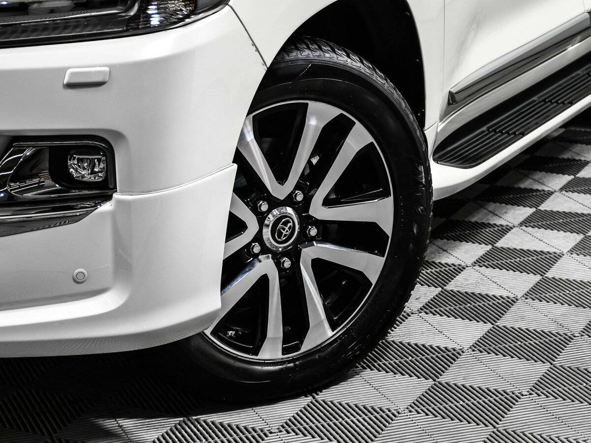 Toyota Land Cruiser, 2019 Фото №14