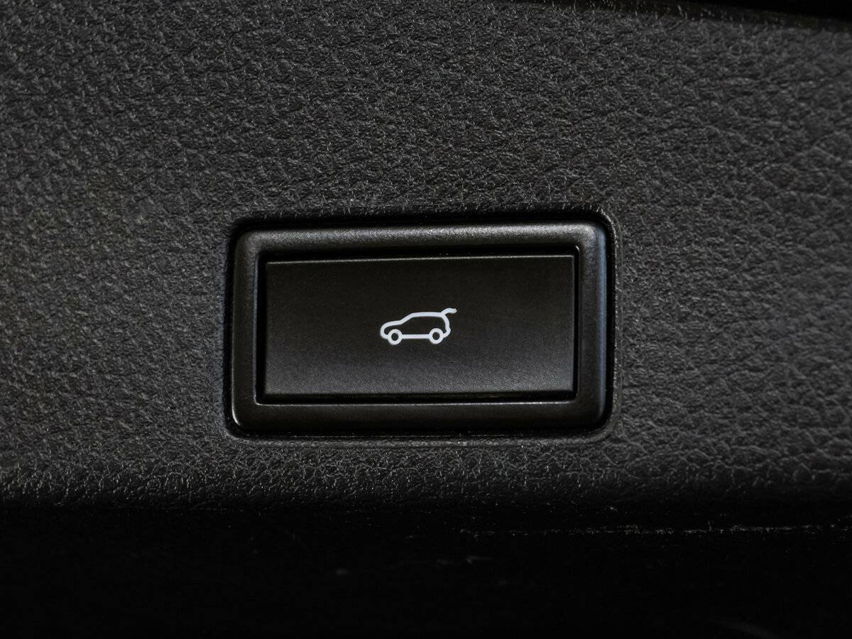 Volkswagen Touareg, 2015 Фото №26