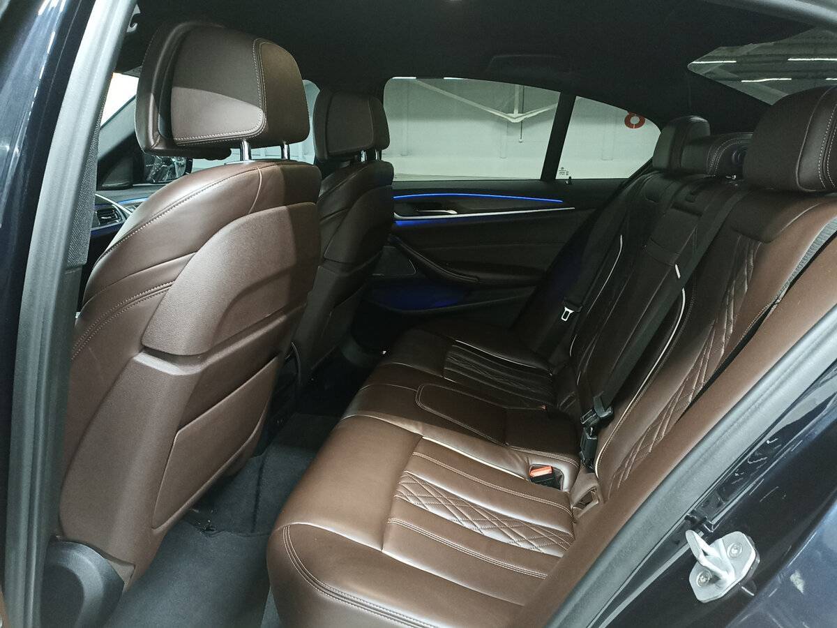 BMW 5 серии 530d xDrive, 2017 Фото №12