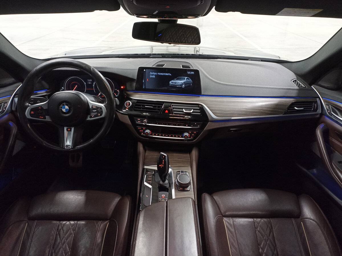 BMW 5 серии 530d xDrive, 2017 Фото №14