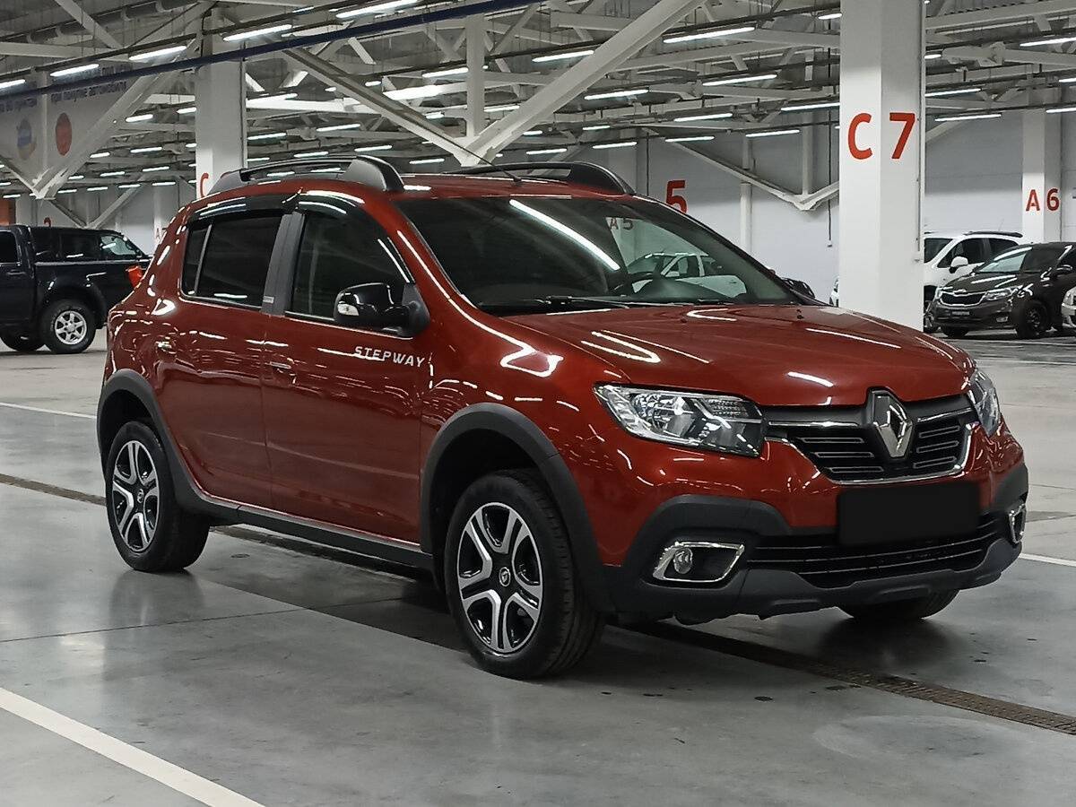 Renault Sandero Stepway, 2018 - 84 890 км. | Фото №3