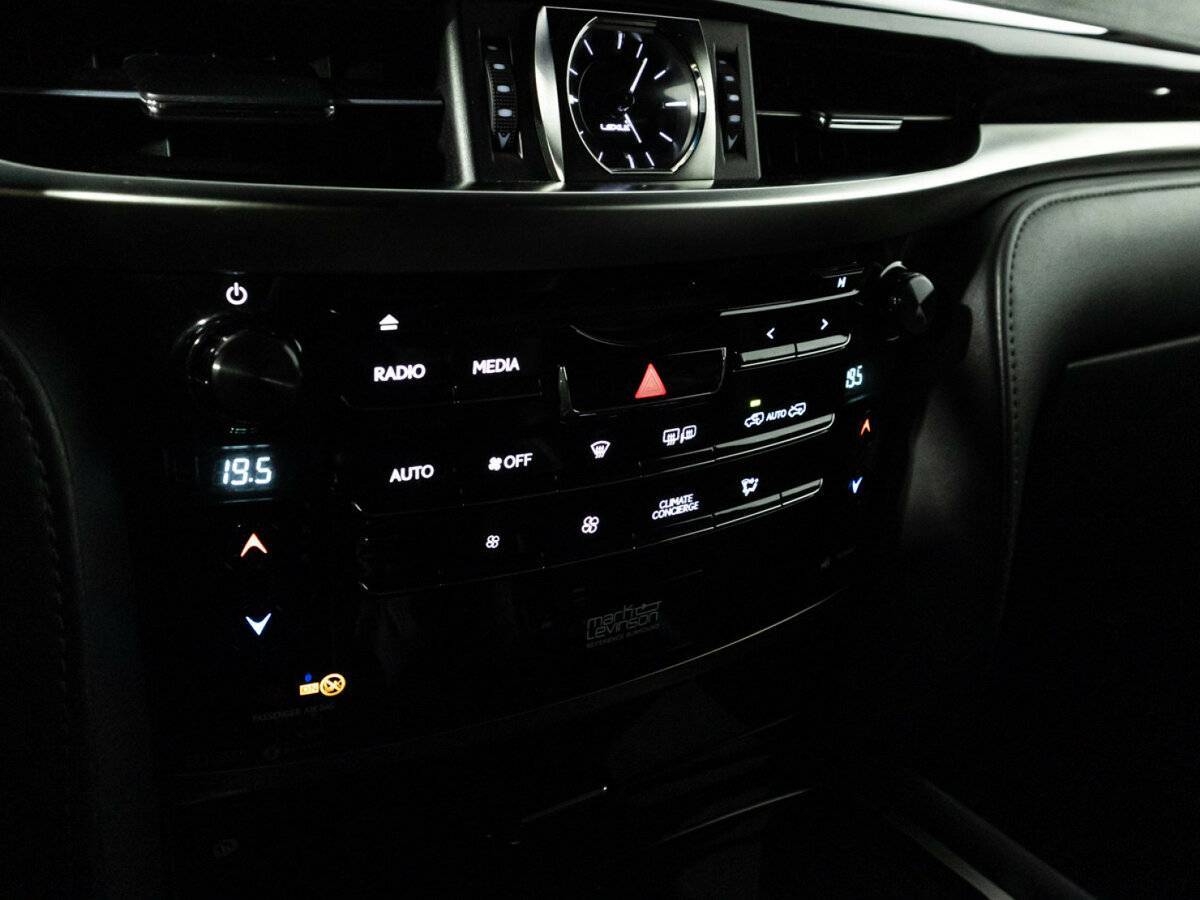 Lexus LX 450d, 2016 Фото №22