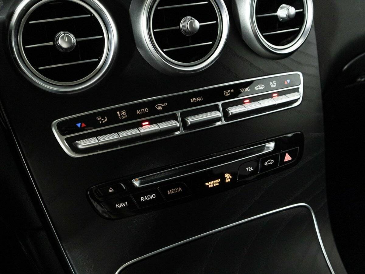 Mercedes-Benz GLC 300, 2018 Фото №23