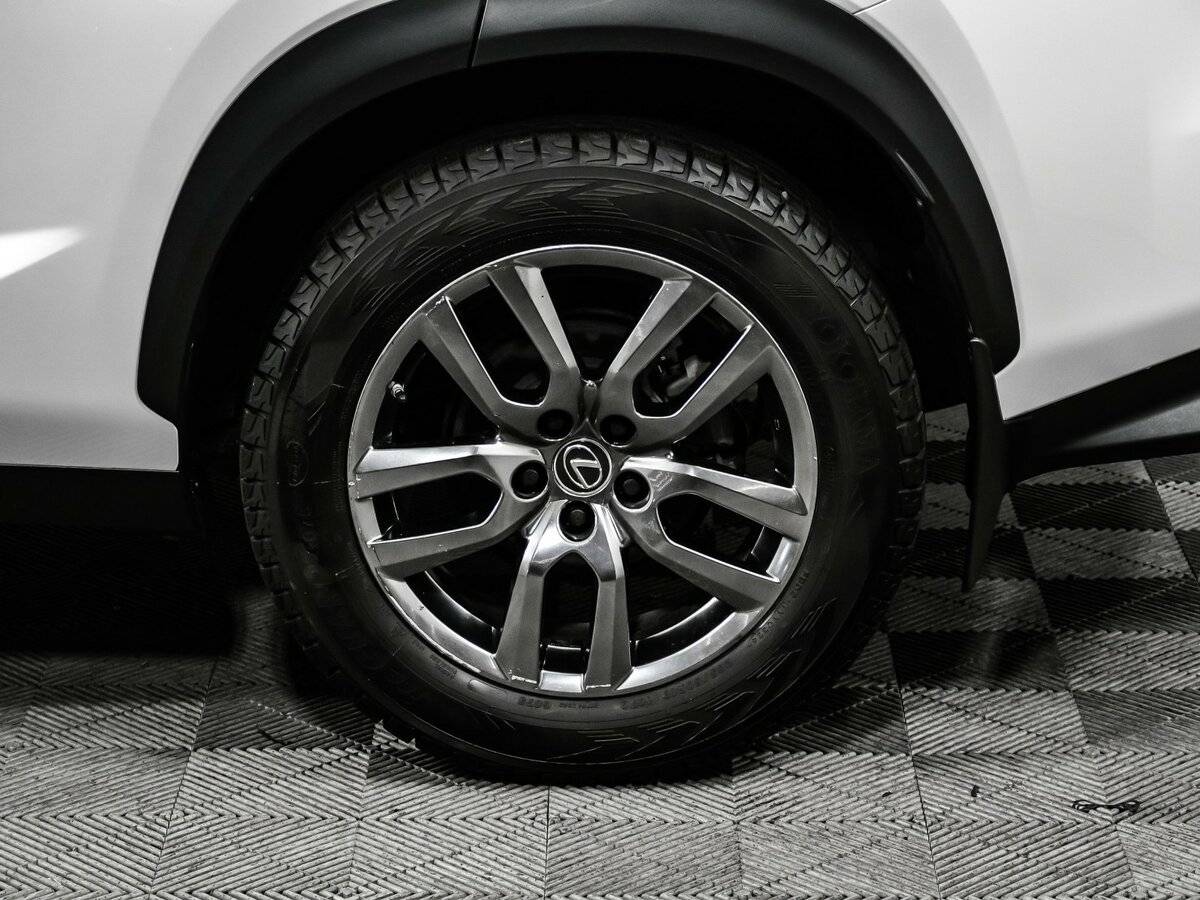 Lexus NX 300, 2018 Фото №14