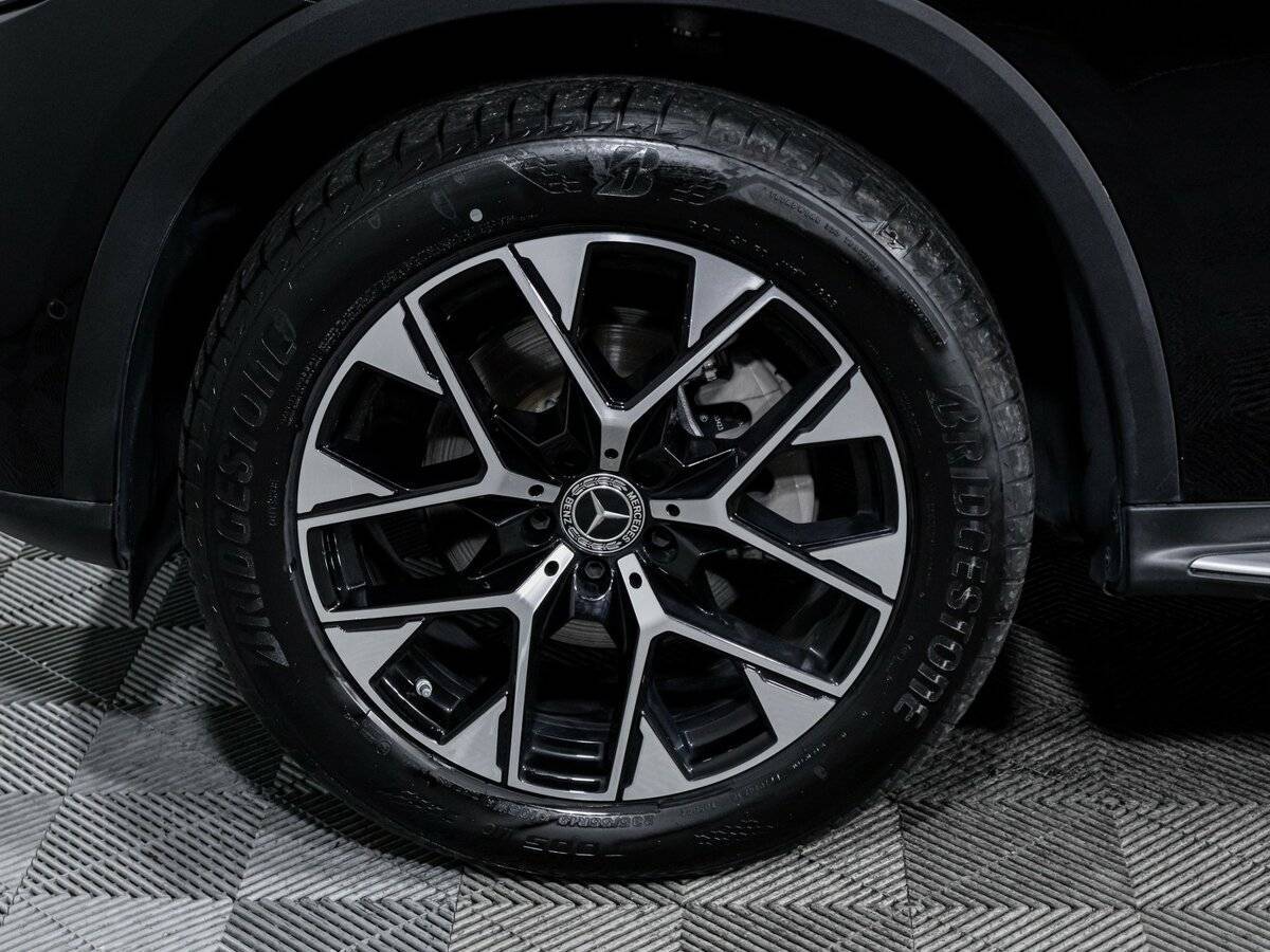 Mercedes-Benz GLC 200, 2023 Фото №15