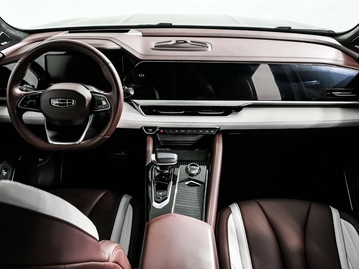 Geely Monjaro, 2023 Фото №11