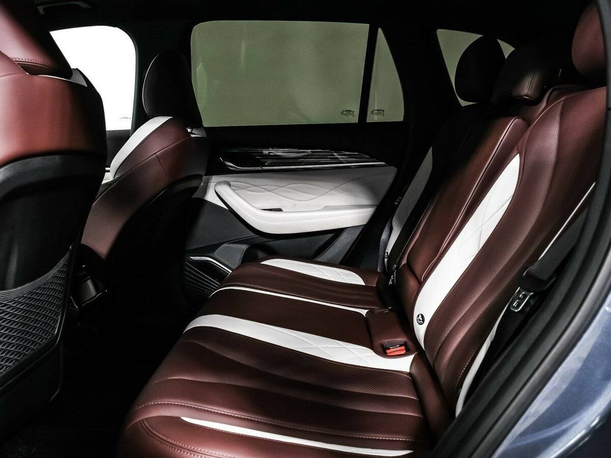 Geely Monjaro, 2023 Фото №13