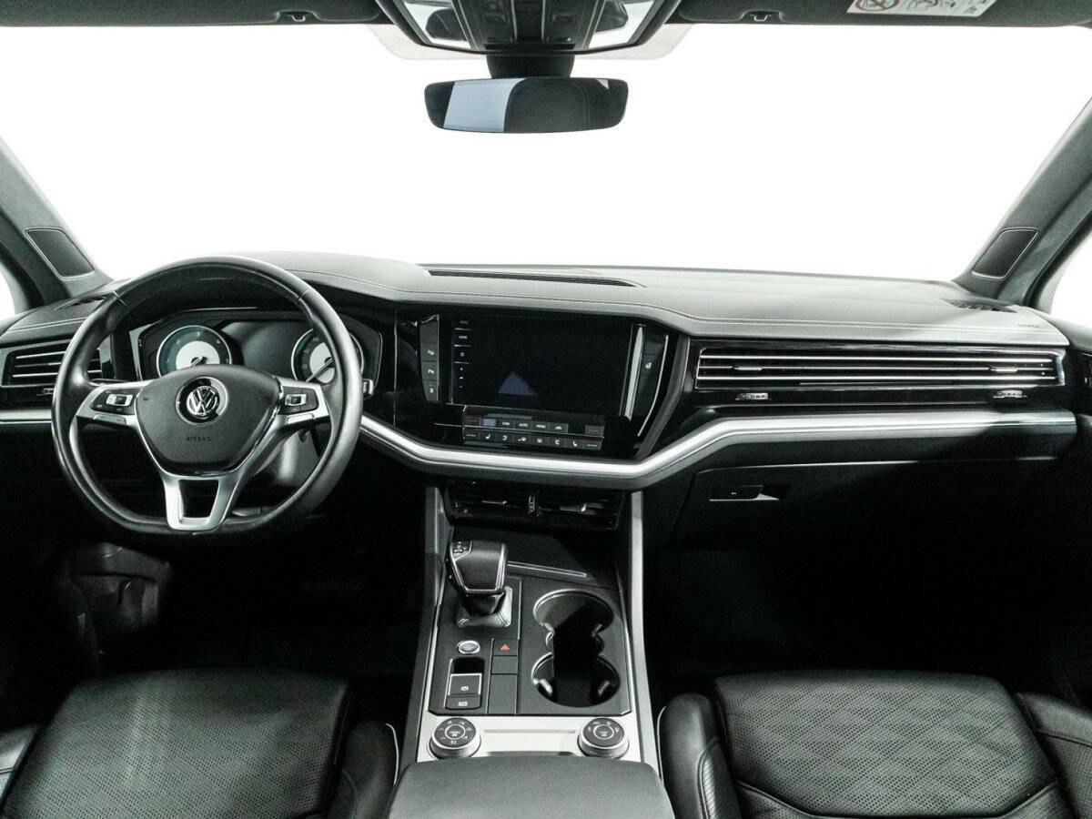 Volkswagen Touareg, 2018 Фото №13