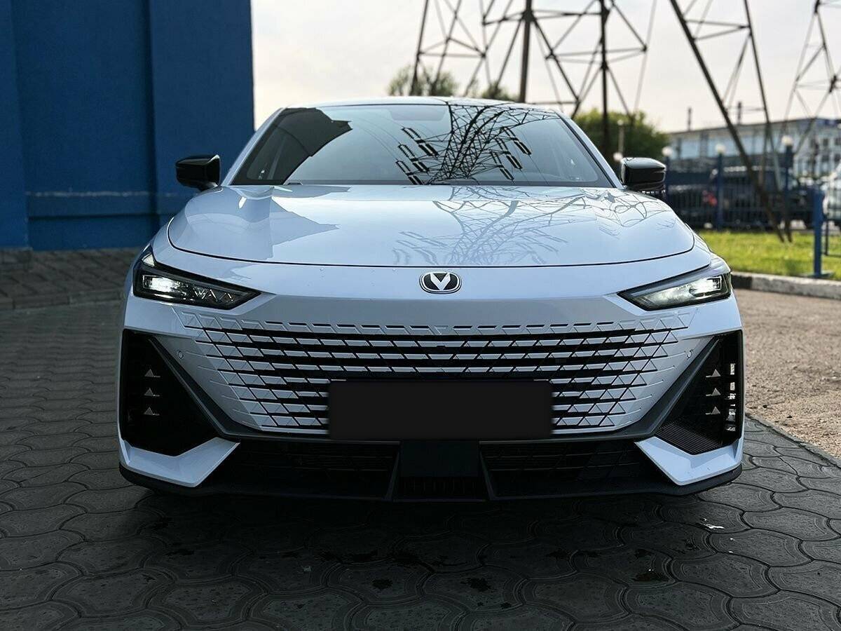 Changan UNI-V, 2023 - 41 636 км. | Фото №8