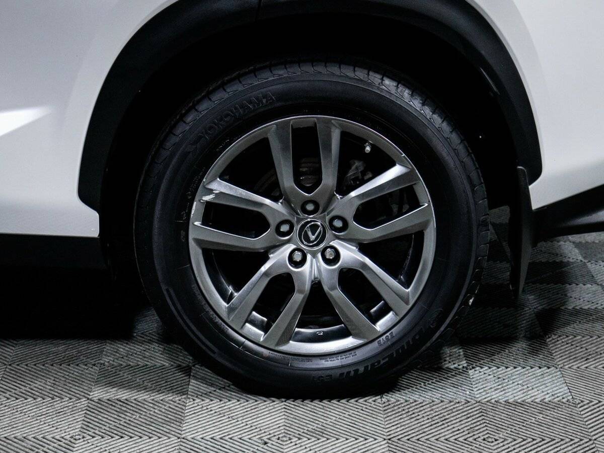 Lexus NX 300, 2019 Фото №14