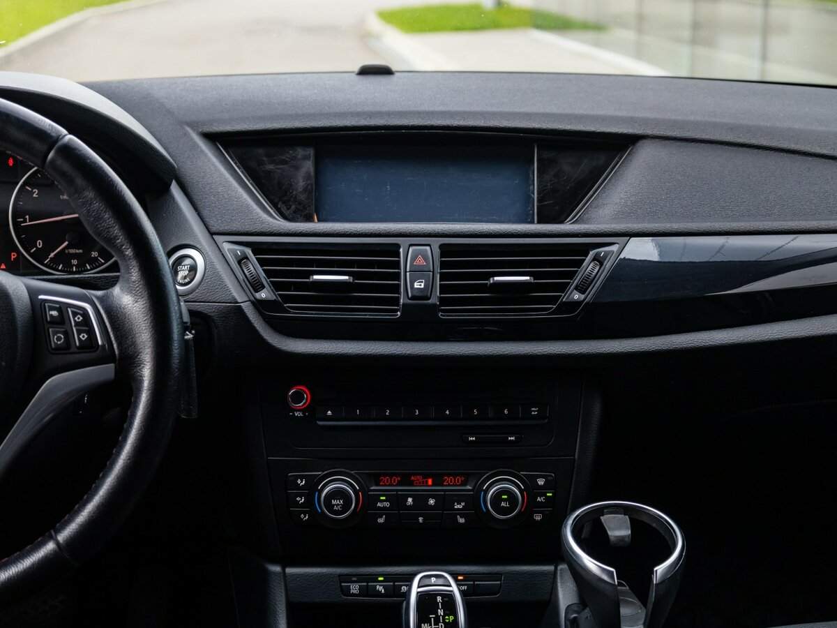 BMW X1 20i, 2012 Фото №17