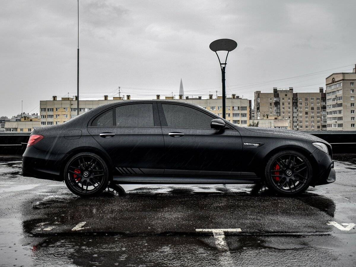 Mercedes-Benz E-Класс AMG 63 AMG S, 2017 - 97 547 км. | Фото №4