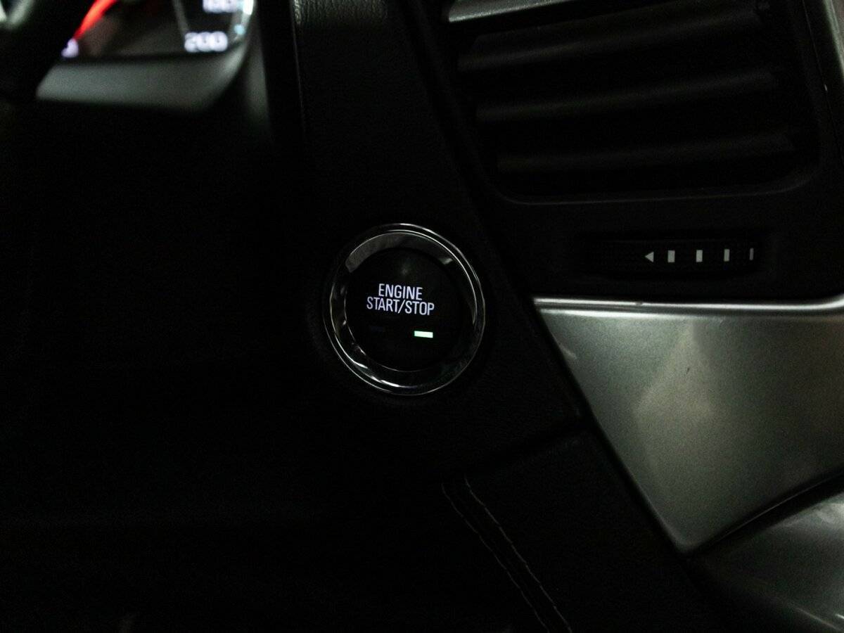 Chevrolet Tahoe, 2016 Фото №18