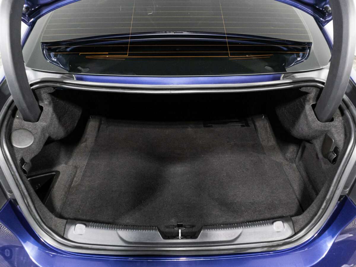 Jaguar XE, 2015 Фото №15