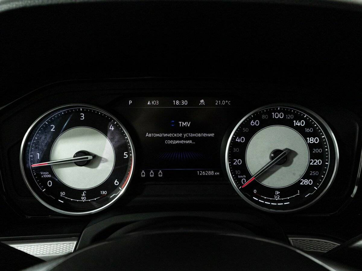 Volkswagen Touareg, 2018 Фото №12